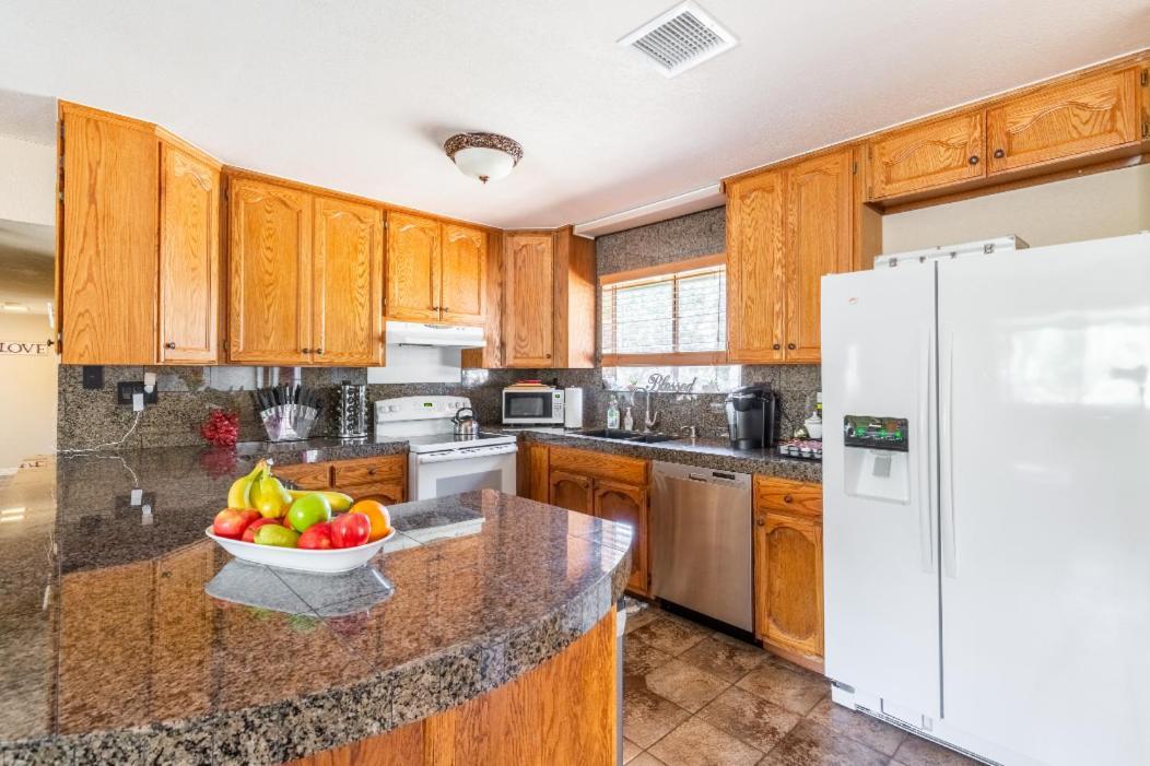 Spacious House With Hot Tub Spa, To Enjoy Red Rock View, Near Amitabha Stupa, And Trails Sedona Exteriör bild
