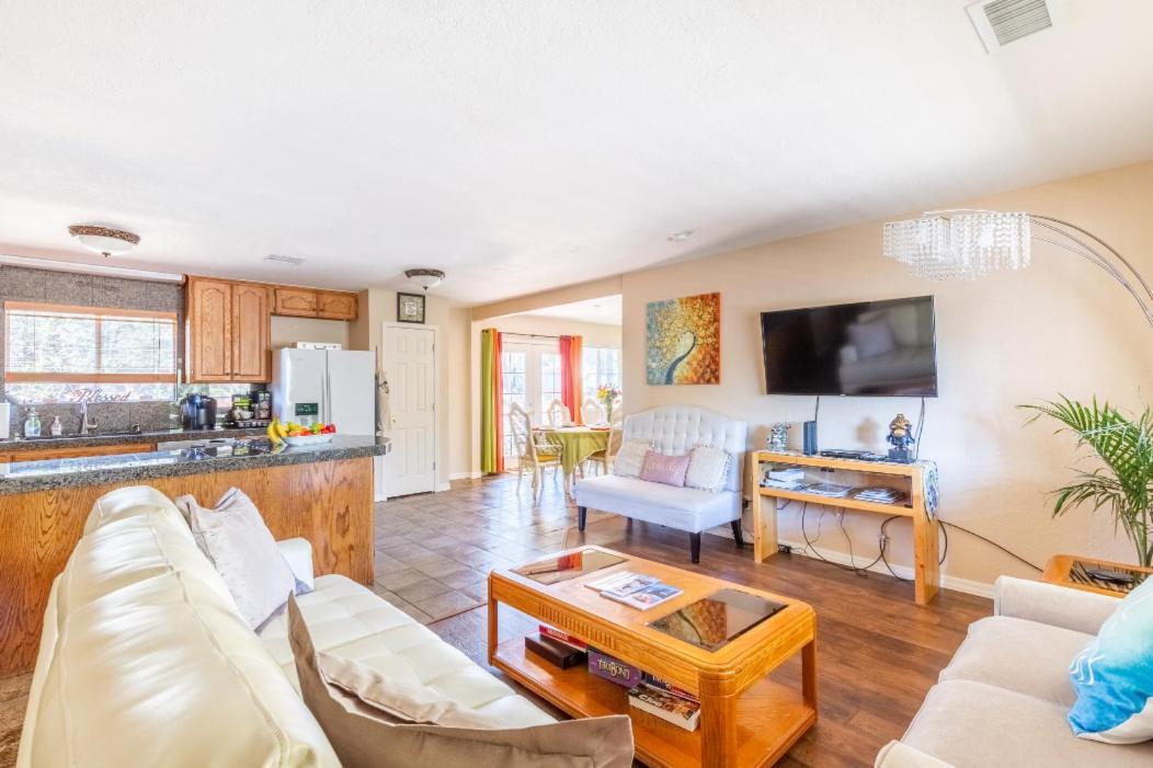 Spacious House With Hot Tub Spa, To Enjoy Red Rock View, Near Amitabha Stupa, And Trails Sedona Exteriör bild